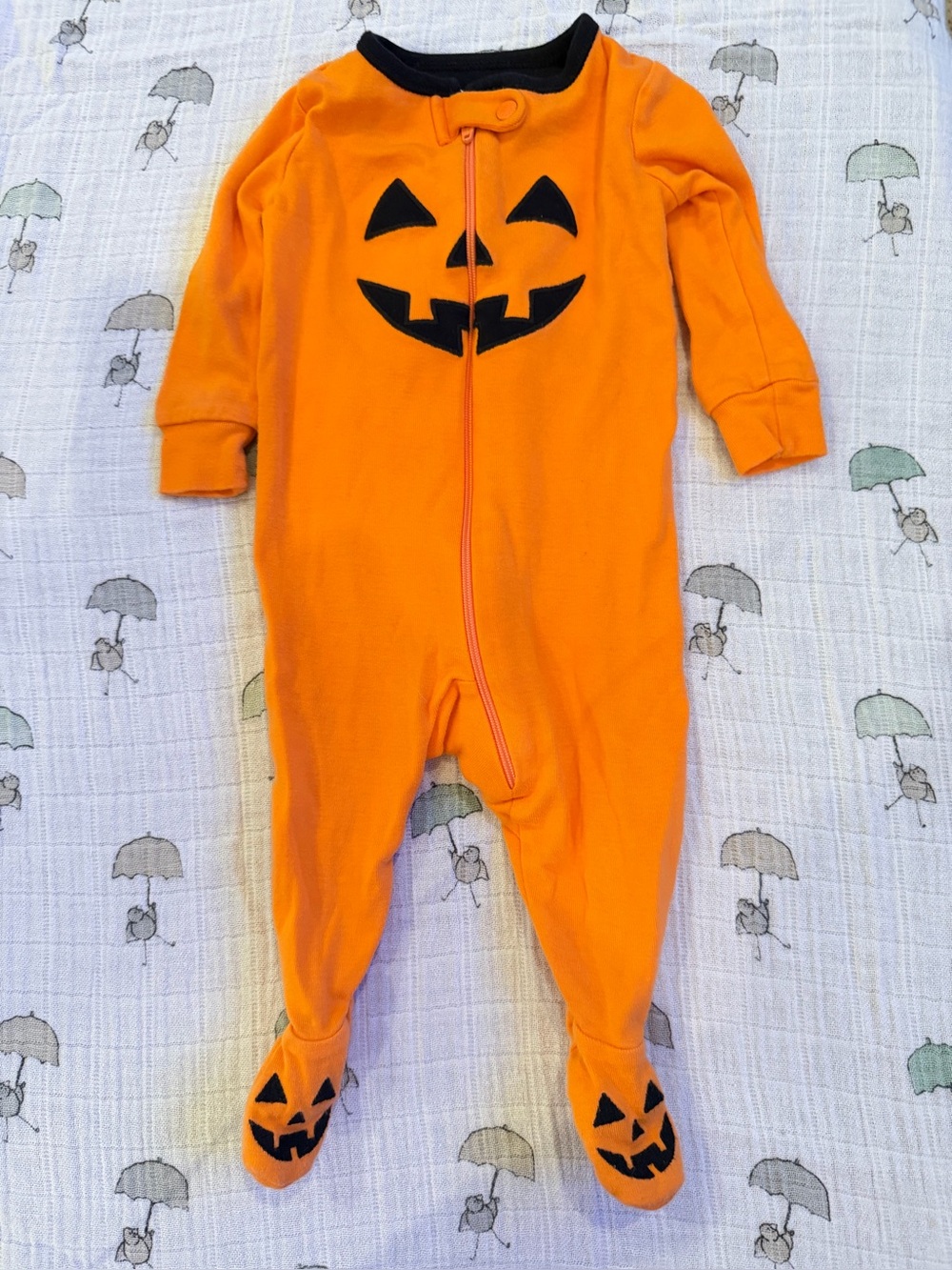 Orange Jack-O'-Lantern Halloween One-Piece Footed Pajamas 0-3 months